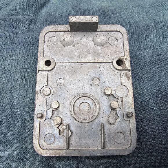 Sargent & Greenleaf Group 2 - R6700 Lock Backplates S&G Manipulation Proof - Picture 5 of 7